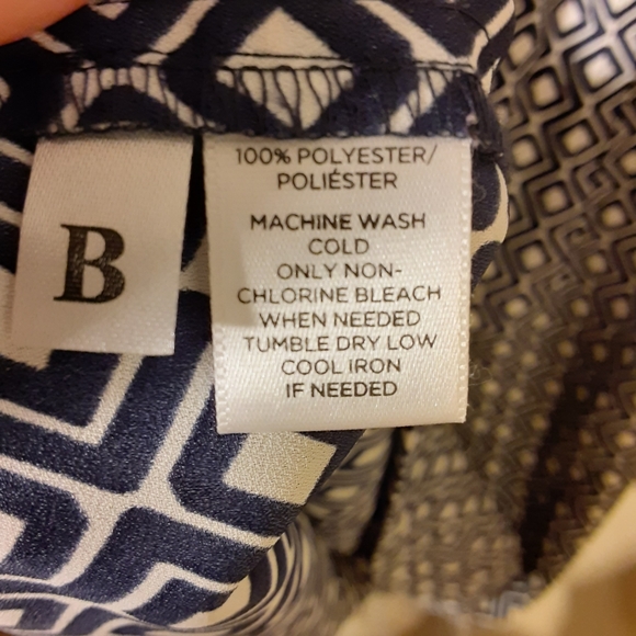 LOFT navy&white diamond print sleeveless top med - Picture 5 of 6